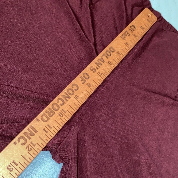 CHICO’S TRAVELERS pull on pant stretchy wrinkle free wine burgundy NEW size 8-10 - Picture 8 of 10